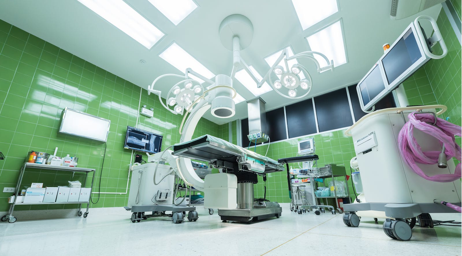 Modern operating room equipped for surgical procedures. Representative of the medical facilities Bentwood builds